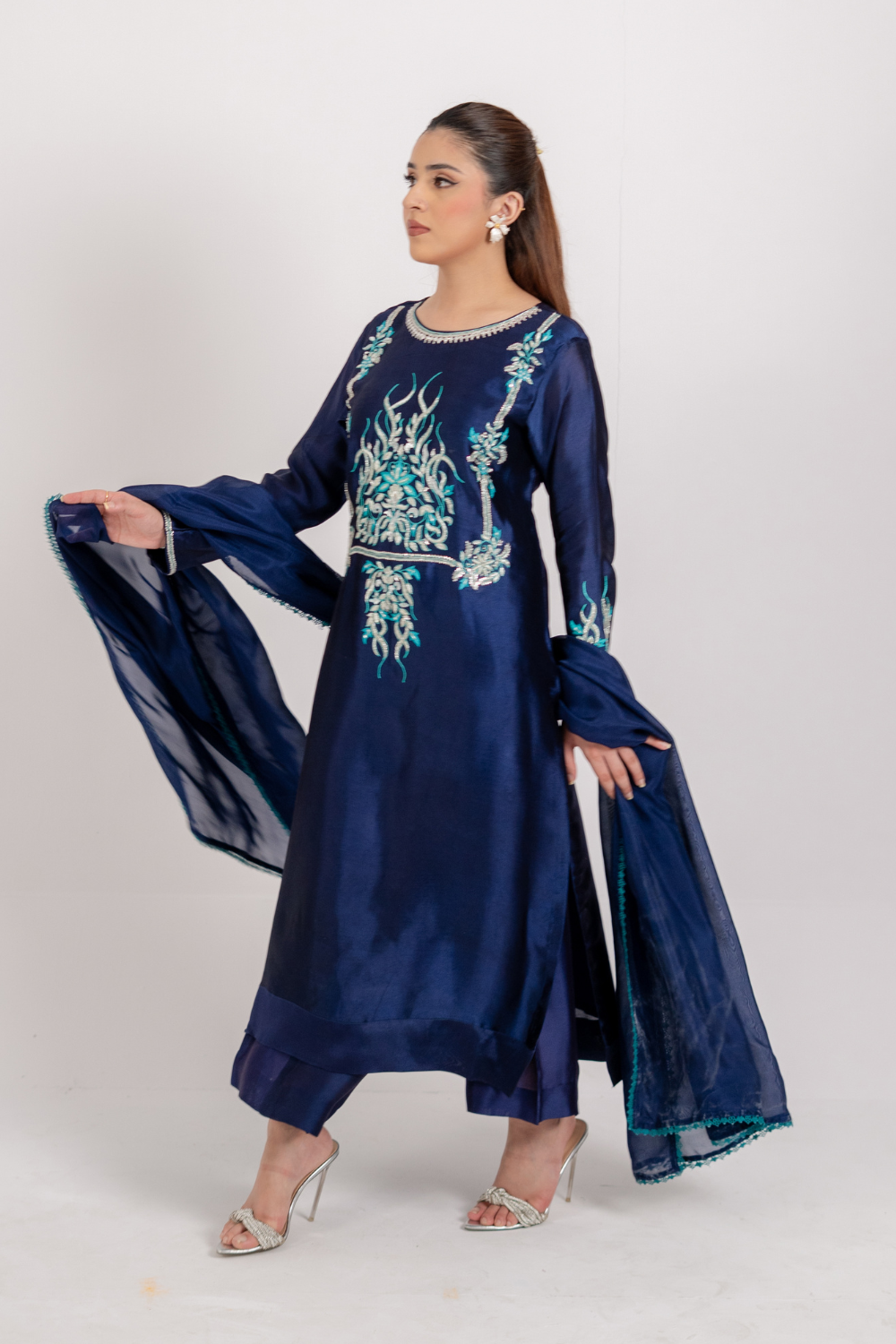 THE MUGHAL PLUME